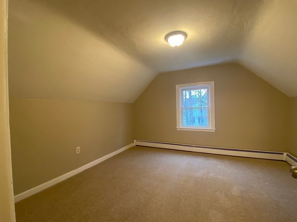 11 Southold Road Worcester, MA 01607 - Photo 21 of 23 Gallery Image 21