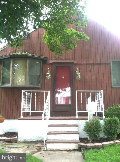 611 North Stuart Street Baltimore, MD 21221 - Photo 2 of 21 Exterior (Front)