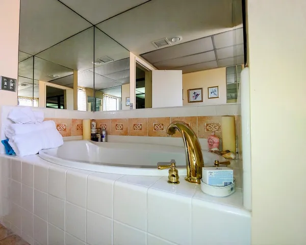 $5,000 | 69940 Los Cocos Court, Rancho Mirage, CA 92270