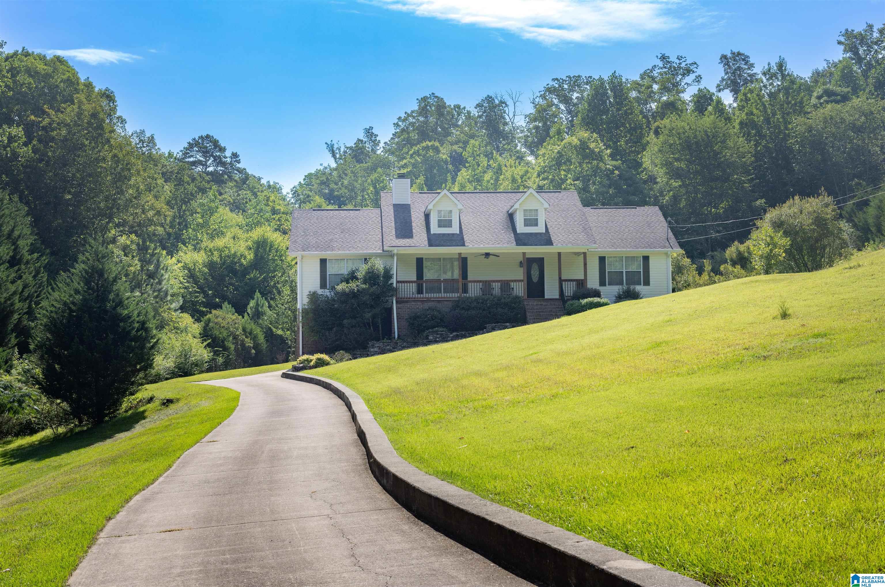 640 Beaver Ridge Circle Ashville, AL 35953 - Photo 1 of 45