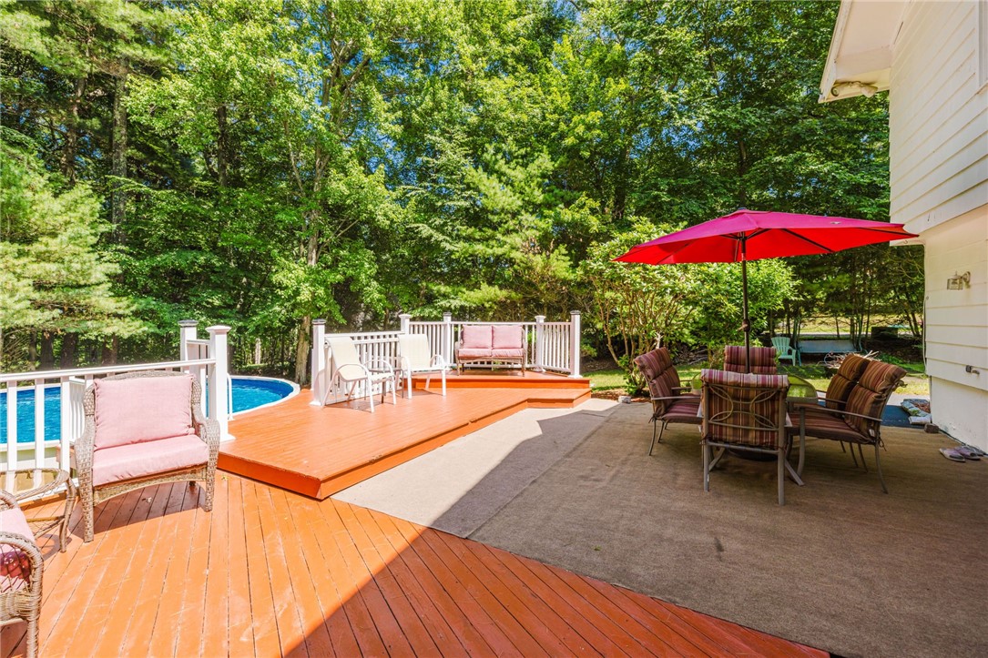 22 Oakview Terrace Glocester, RI 02857 - Photo 24 of 36