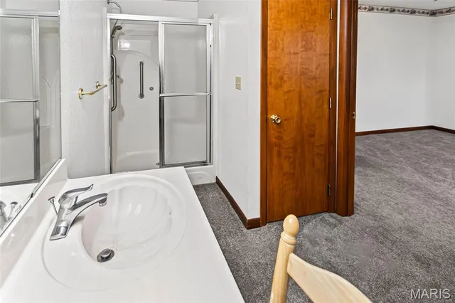 $169,000 | 23370 West County Road, Jerseyville, IL 62052