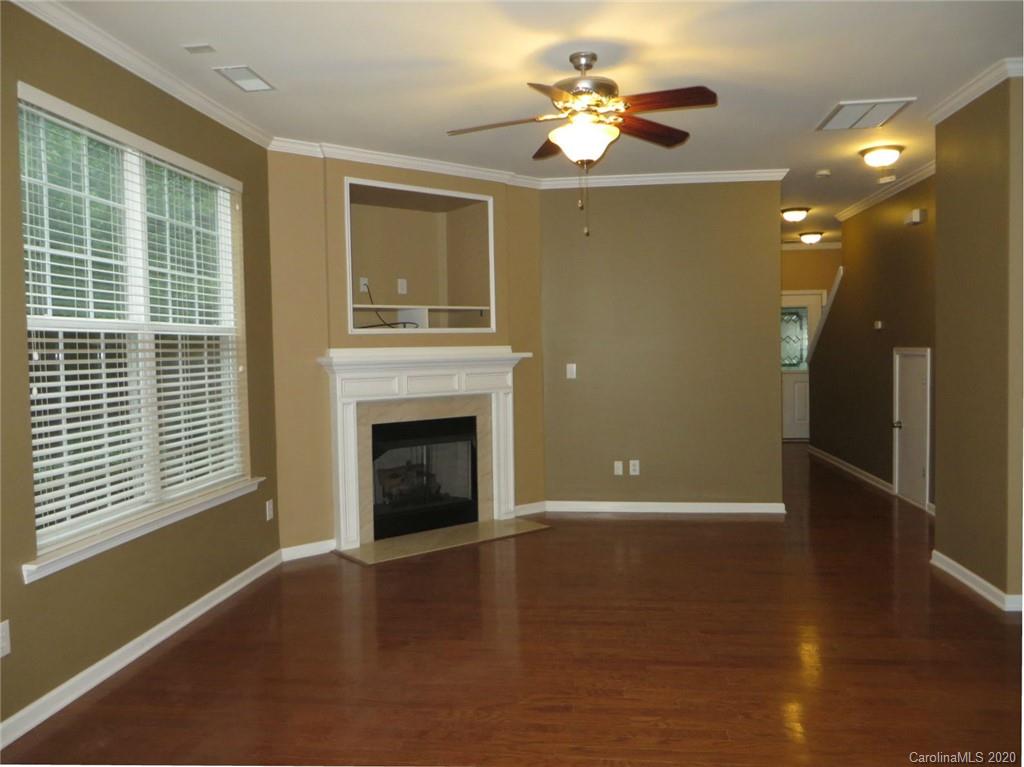 1900 Travertine Lane Fort Mill, SC 29708 - Photo 3 of 18