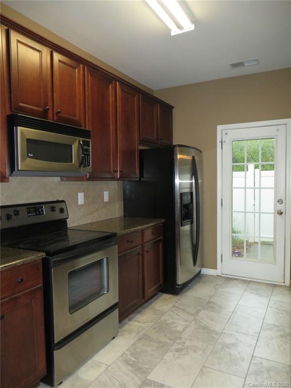 1900 Travertine Lane Fort Mill, SC 29708 - Photo 7 of 18