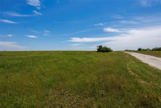 $9,204,600 | 4301 Monroe Highway, Cresson, TX 76035