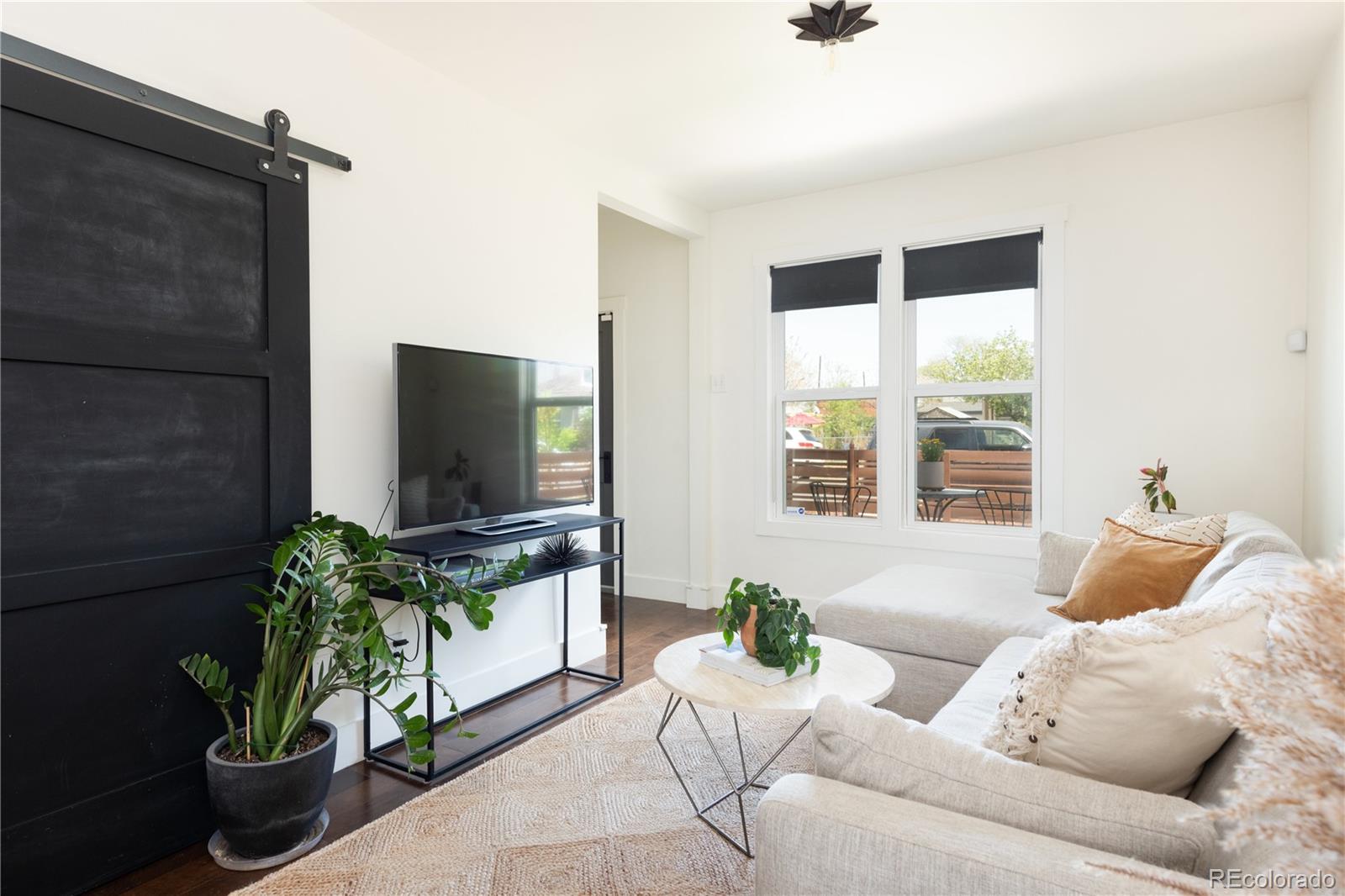347 Inca Street Denver, CO 80223 - Photo 8 of 40