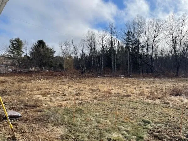 $89,900 | 387-377 North Main Street, Mattawamkeag, ME 04459
