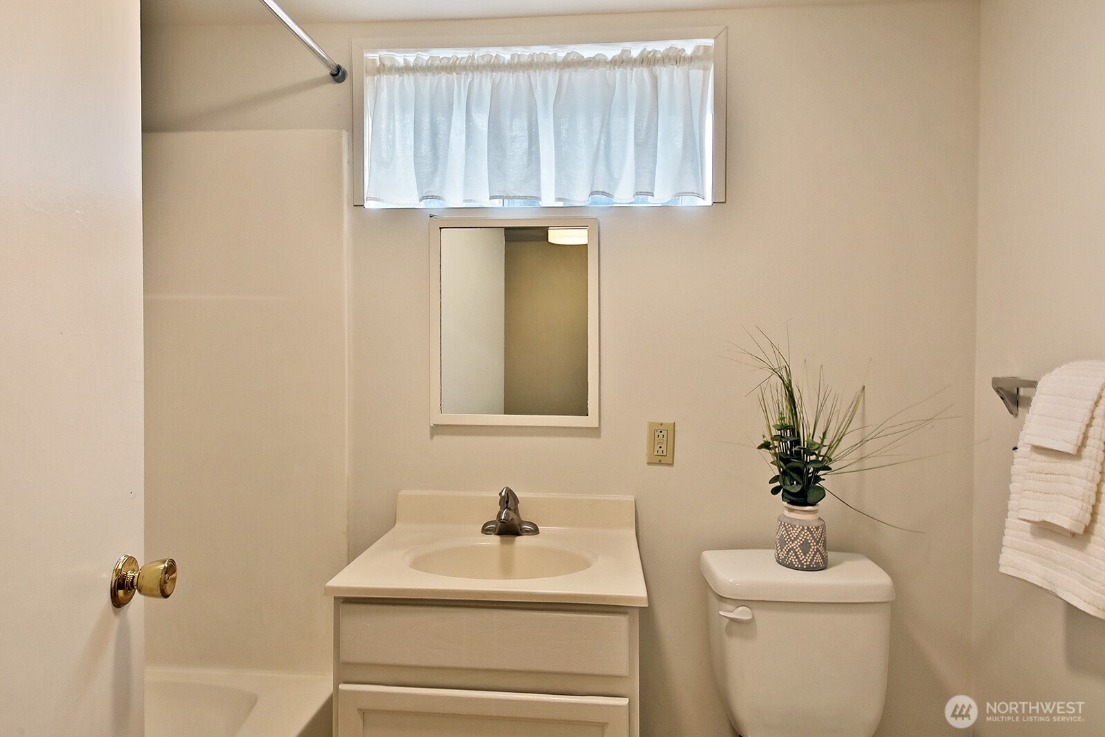 428 Second Street Langley, WA 98260 - Photo 26 of 40