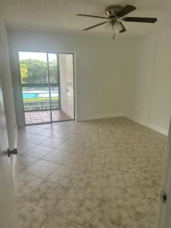 $185,000 | 2100 Springdale Boulevard, Palm Springs, FL 33461