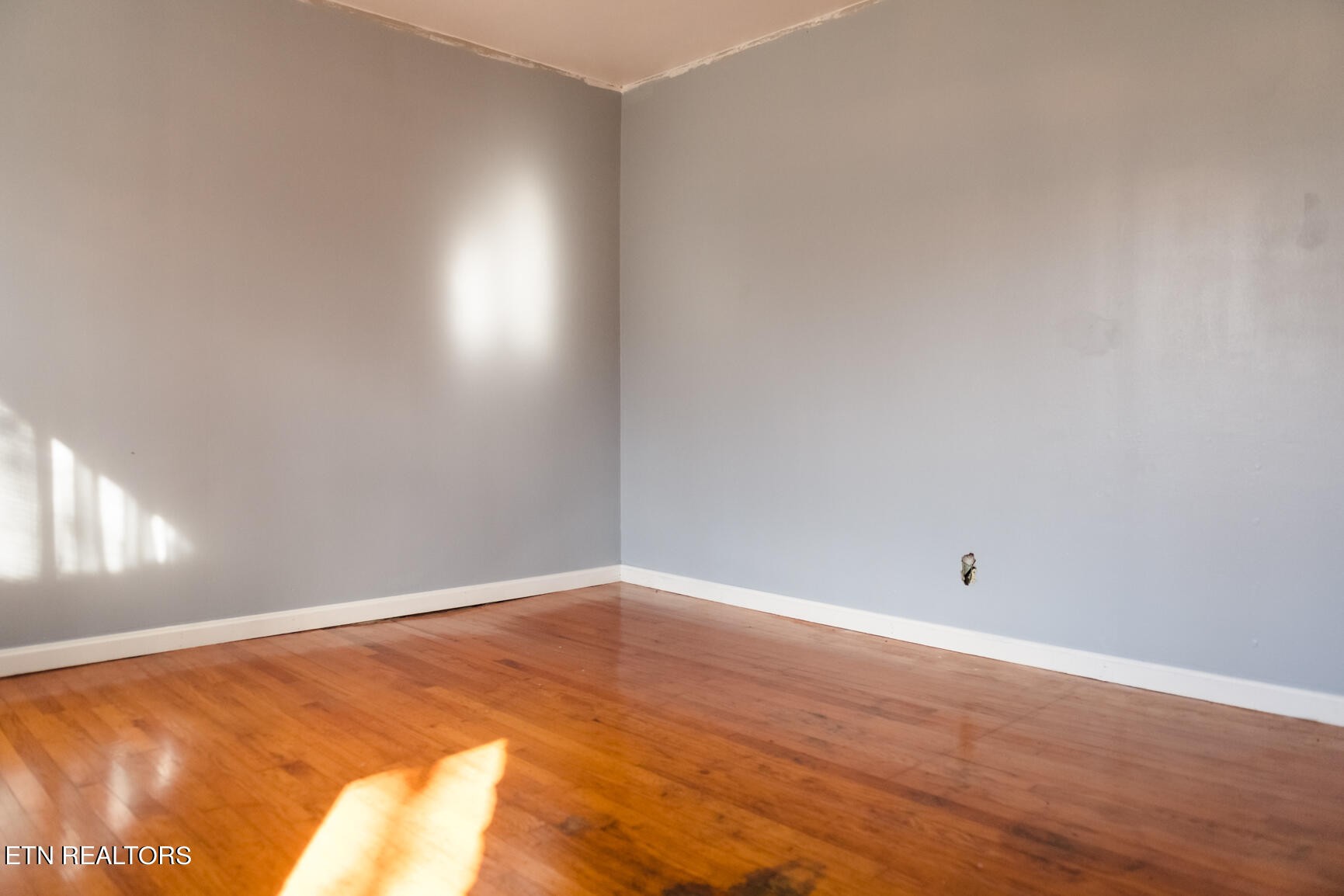 241 Doc Norton Road Maryville, TN 37804 - Photo 5 of 16 Gallery Image 5