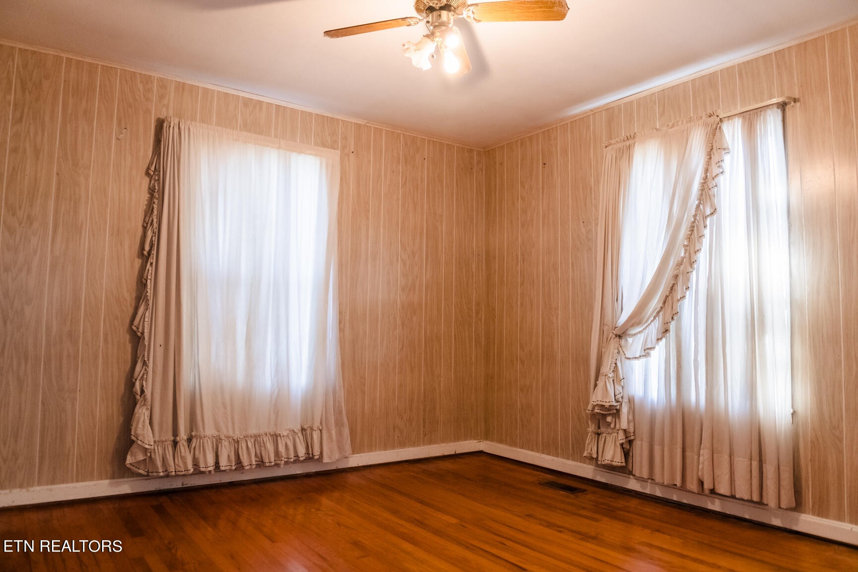 241 Doc Norton Road Maryville, TN 37804 - Photo 10 of 16 Gallery Image 10