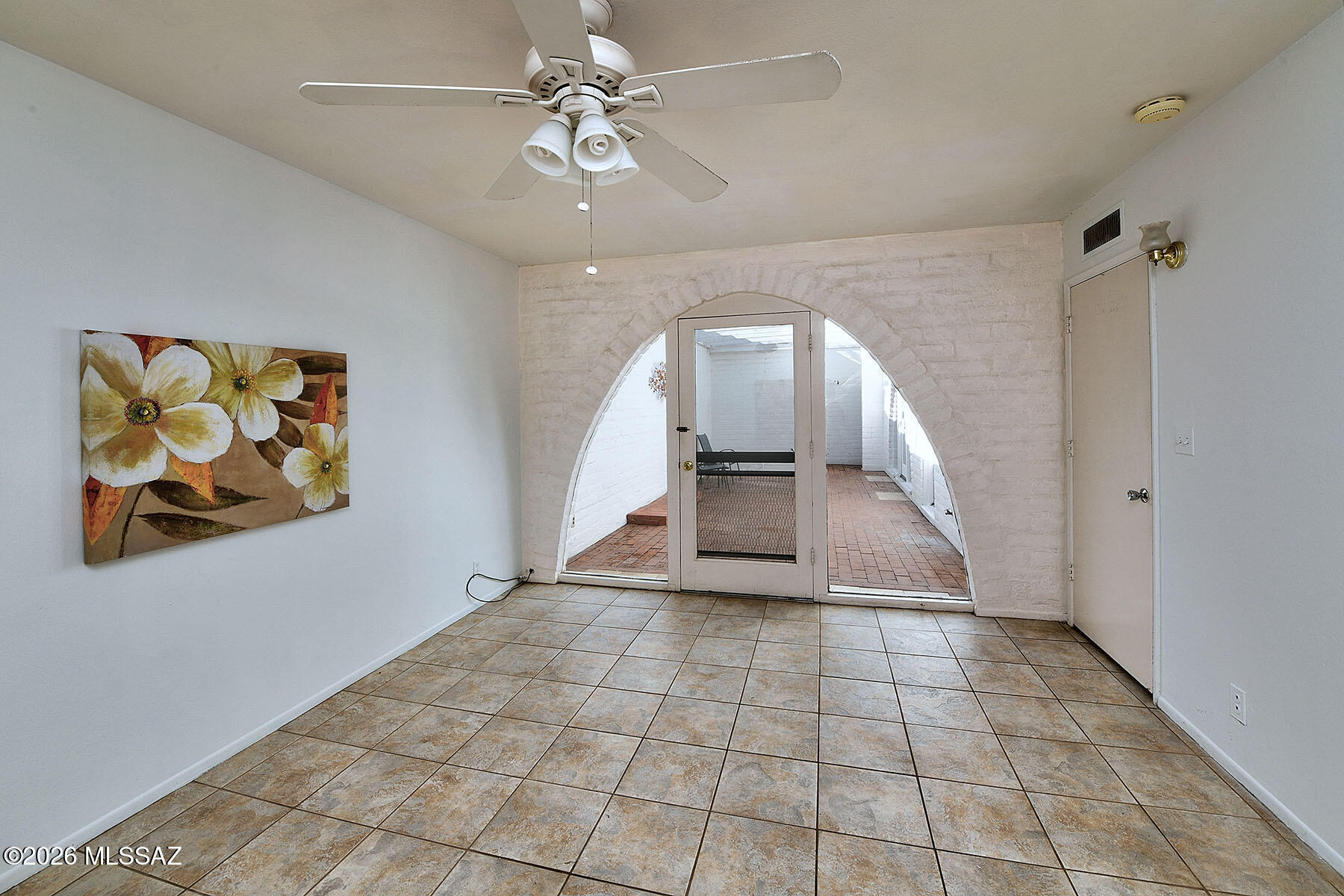 670 West Roller Coaster Road Tucson, AZ 85704 - Photo 15 of 32 Gallery Image 15