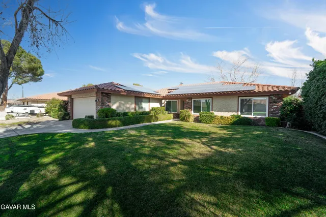 $509,900 | 43100 Cherbourg Lane, Lancaster, CA 93536