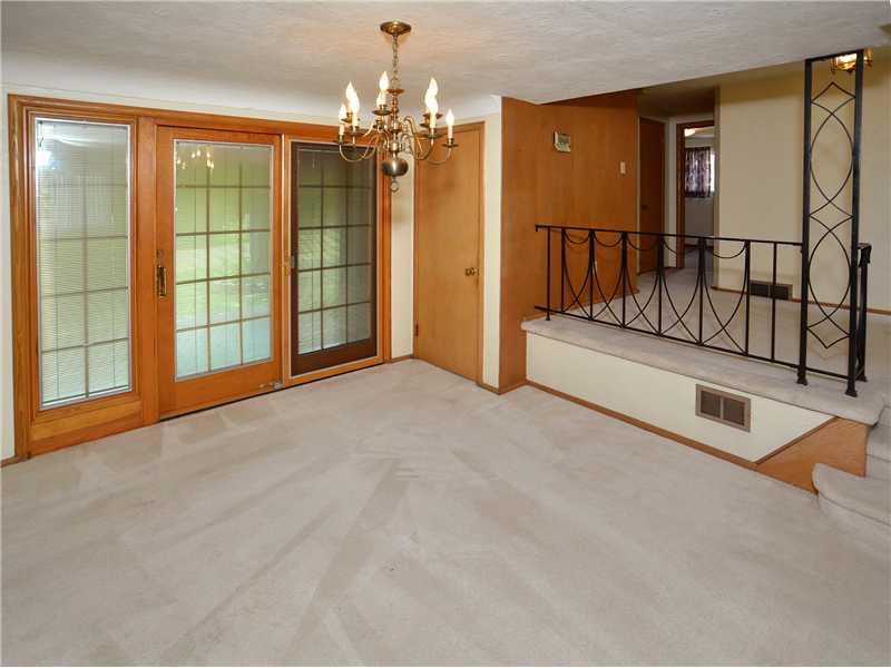 1210 Old Concord Road Monroeville, PA 15146 - Photo 6 of 22 Dining Room.
