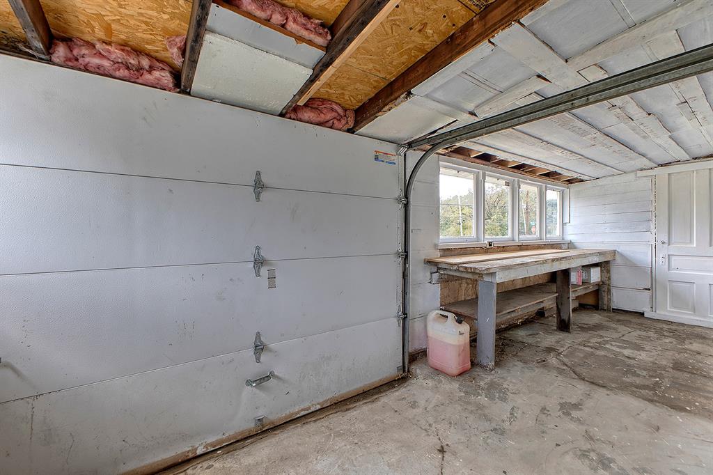 805 Meadowbrook Road Trafford, PA 15085 - Photo 23 of 27 Work shop