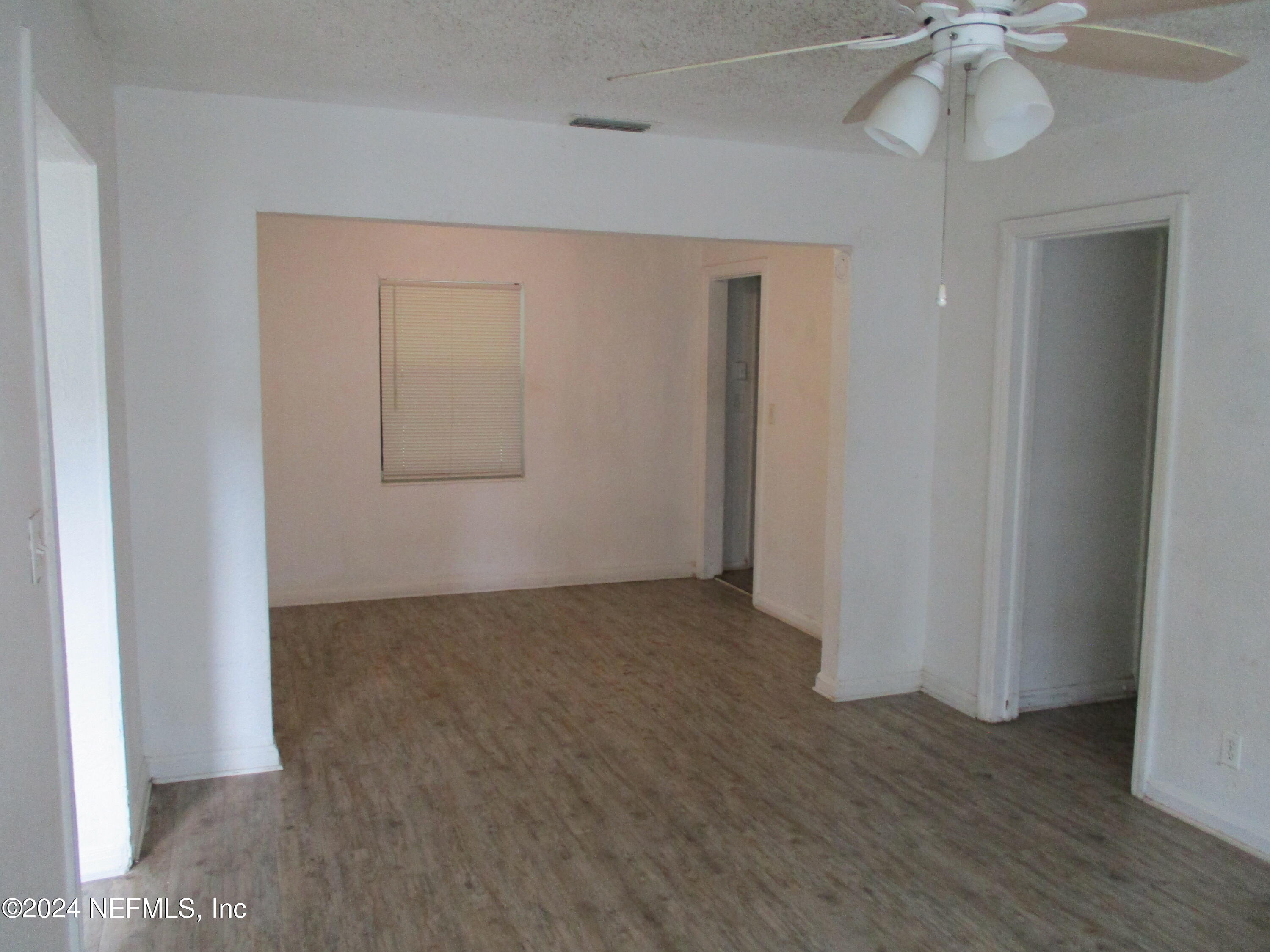 7825 Denham Road West Jacksonville, FL 32208 - Photo 6 of 14 IMG_1942