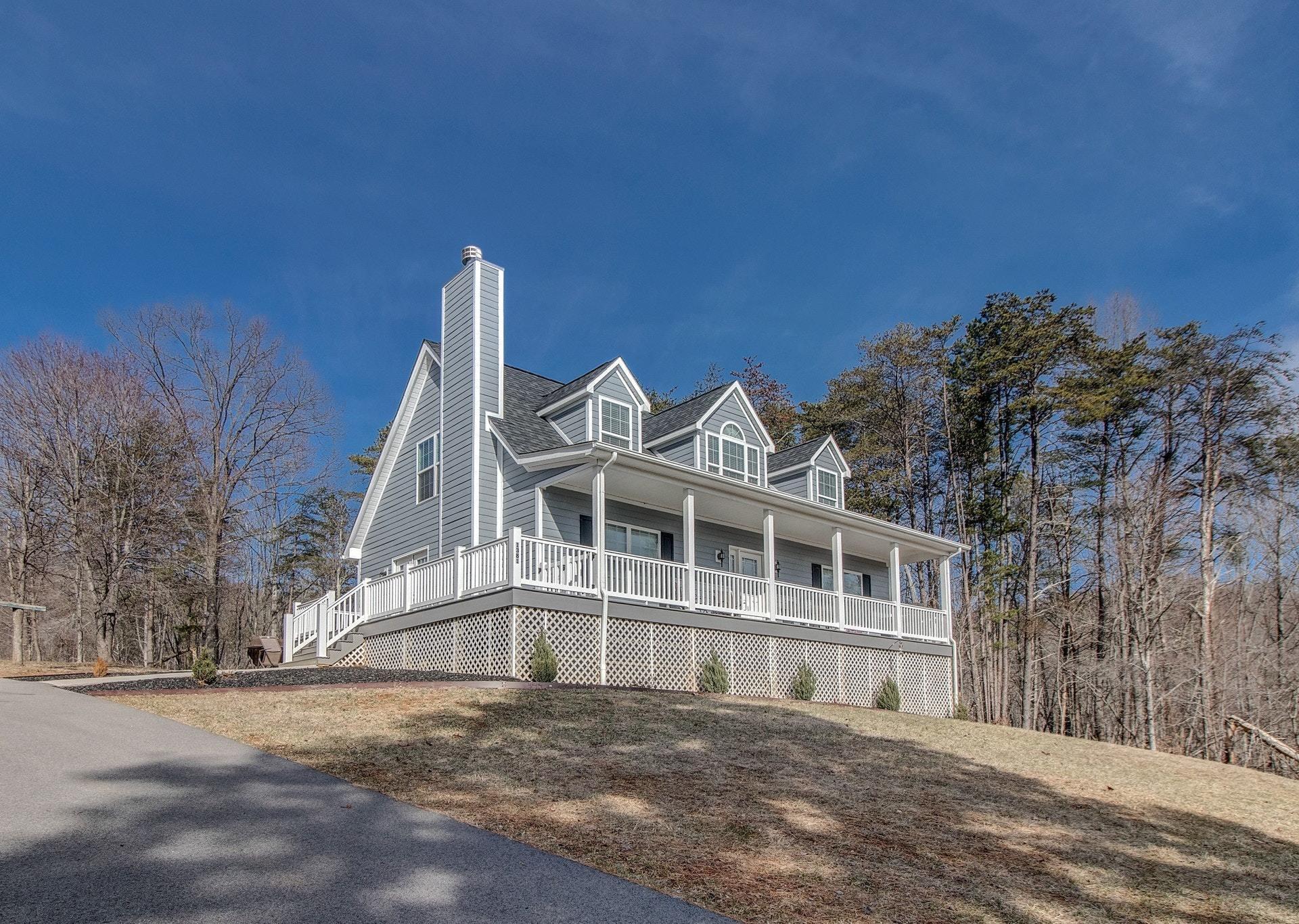 1381 Nemmo Road Vinton, VA 24179 - Photo 37 of 39 a view of a large building with a street