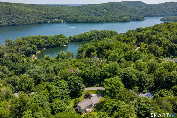 $699,900 | 19 Candleview Drive, Sherman, CT 06784