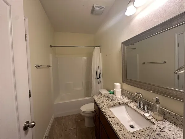 $2,300 | 1816 Chesapeake Bay Drive, Portland, TX 78374