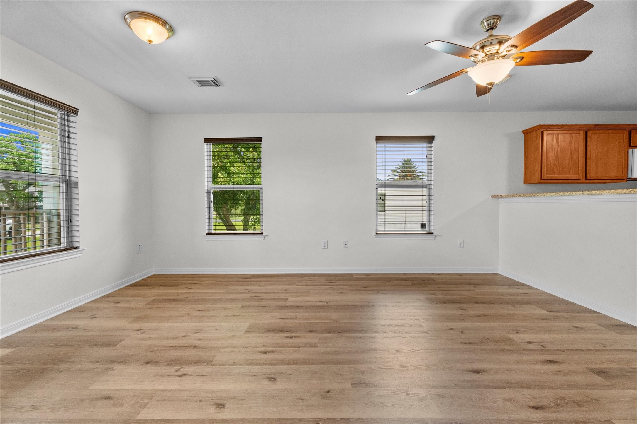2331 Rue De Lafitte Street San Leon, TX 77539 - Photo 7 of 24 Living
