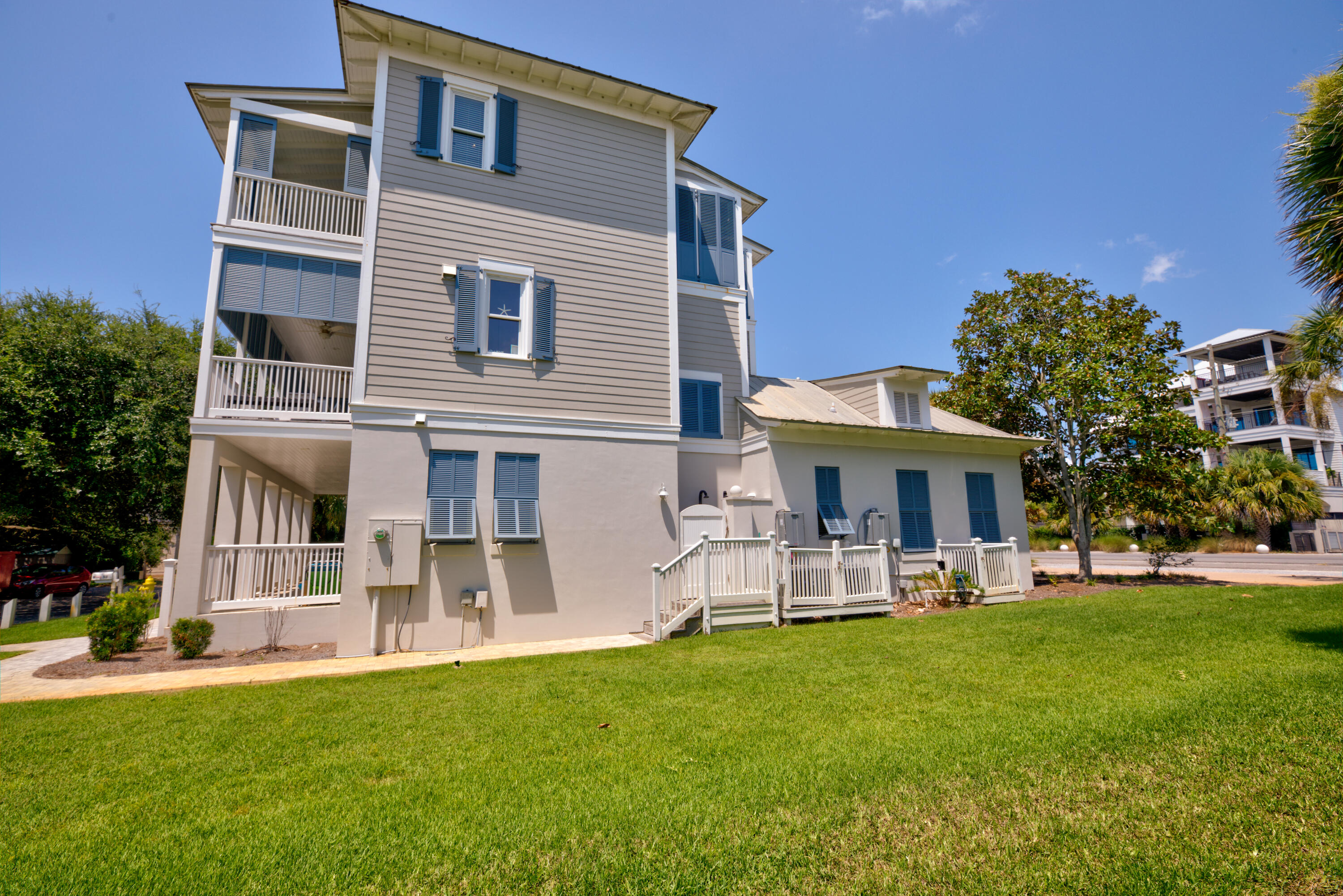 51 Montgomery Street Santa Rosa Beach, FL 32459 - Photo 14 of 90 bfexteriors-6