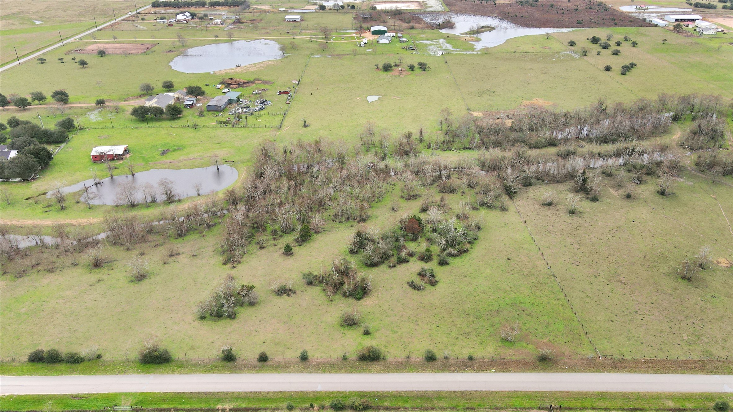 3134 Old Columbus Road North Sealy, TX 77474 - Photo 17 of 34 a view of bathroom with green space