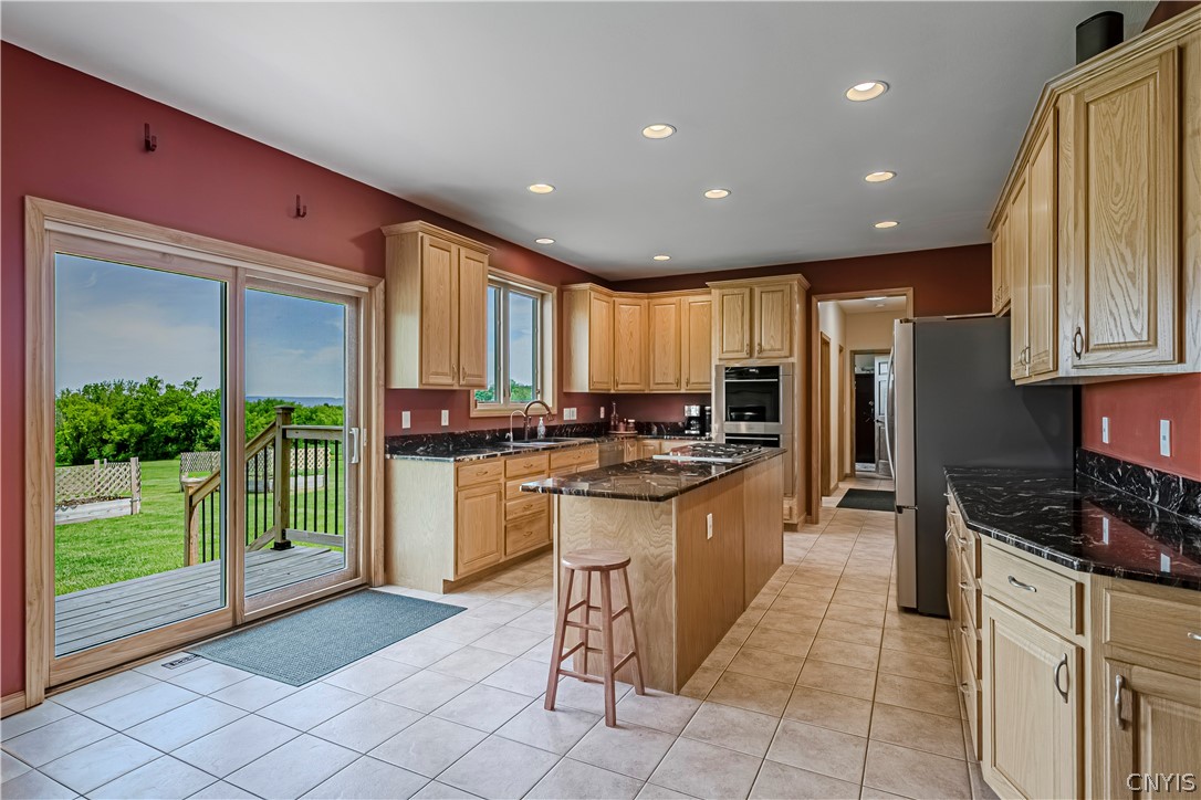 8925 Tibbitts Road New Hartford, NY 13413 - Photo 17 of 49