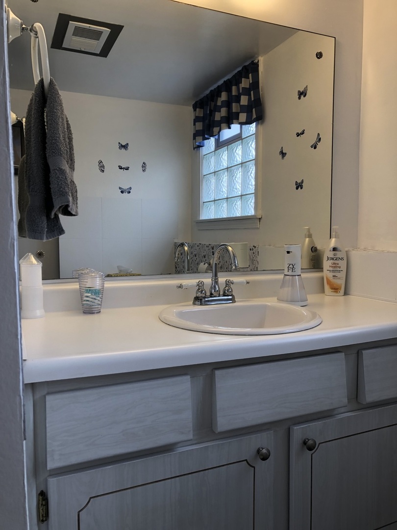 2319 Taylor Street Joliet, IL 60435 - Photo 35 of 52