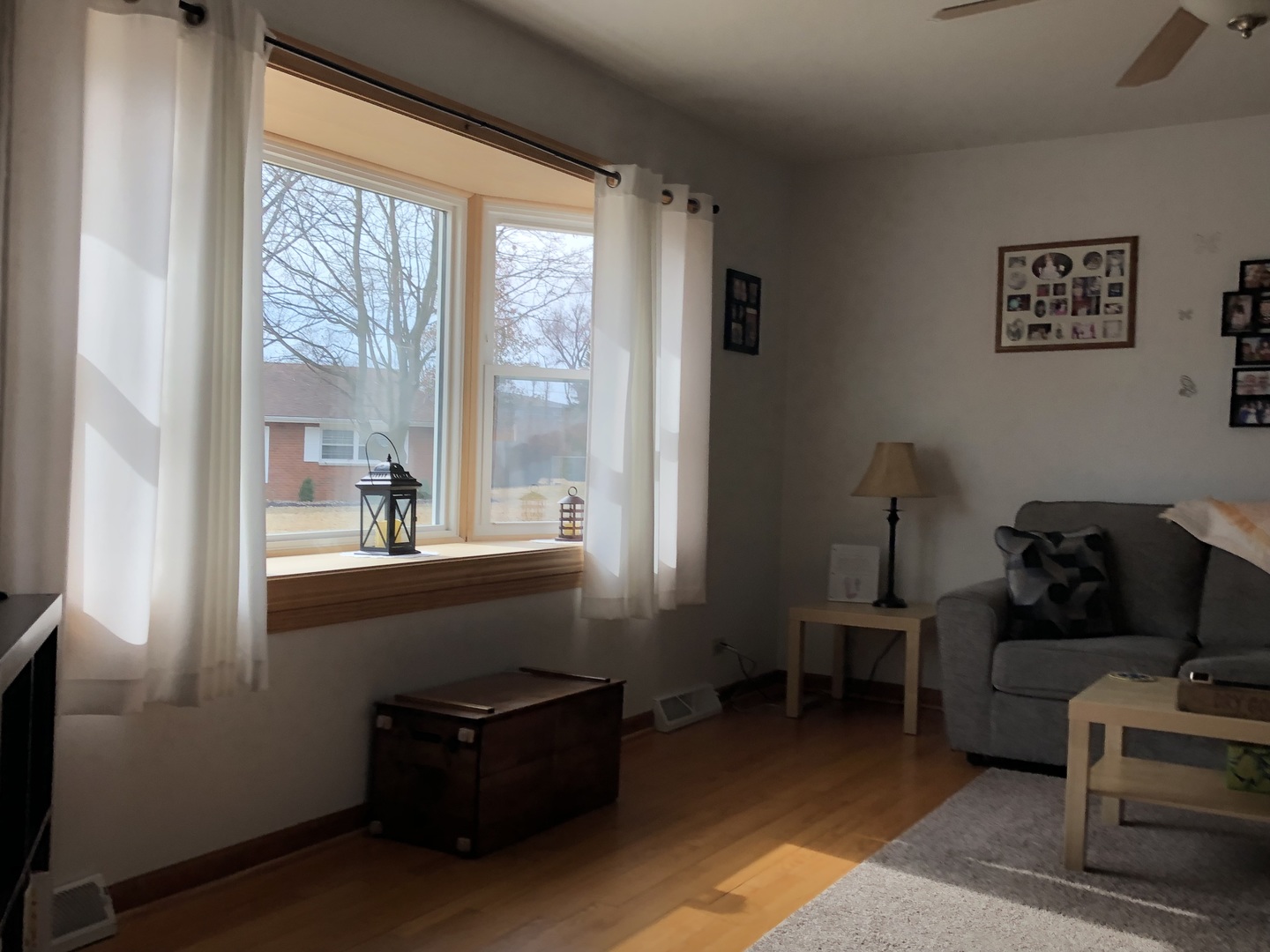 2319 Taylor Street Joliet, IL 60435 - Photo 9 of 52