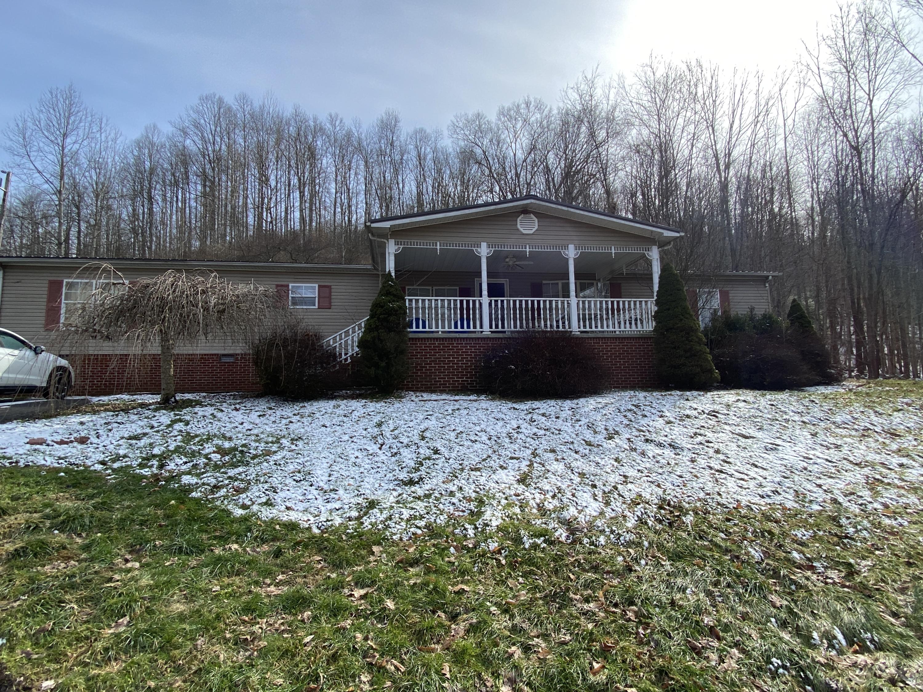 10047 Bold Camp Road Pound, VA 24279 - Photo 39 of 43 312D7F97-F2DB-46E6-AA9A-2494BE8A3EF8