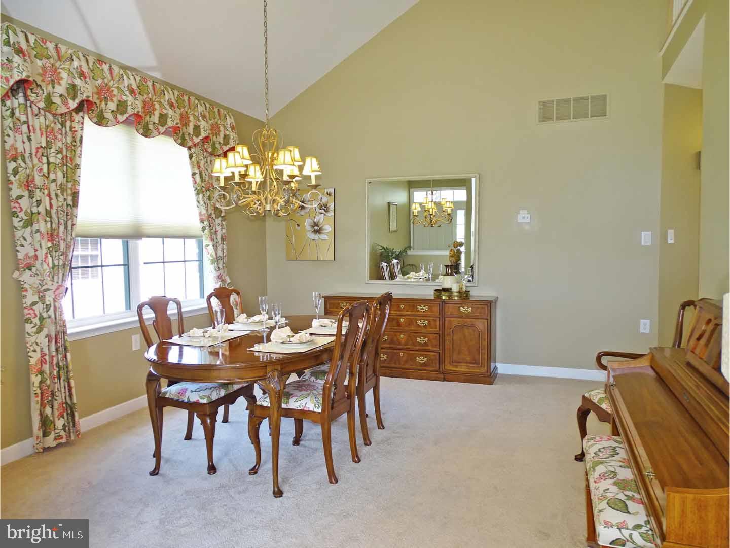 25 Bluebonnet Road Langhorne, PA 19047 - Photo 3 of 25 Dining Room