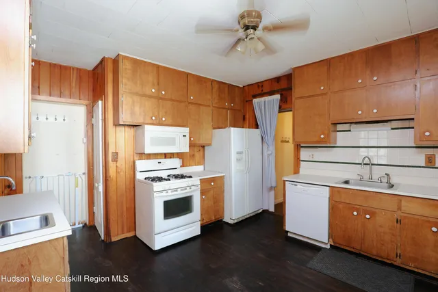 $549,000 | 23 Lafayette Street, Saugerties, NY 12477