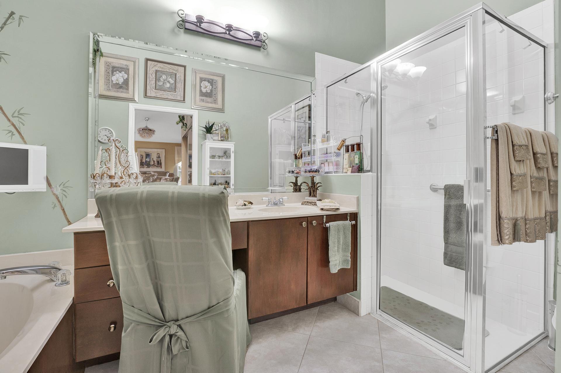 18444 Vía Di Regina Boca Raton, FL 33496 - Photo 33 of 56 M BATHROOM