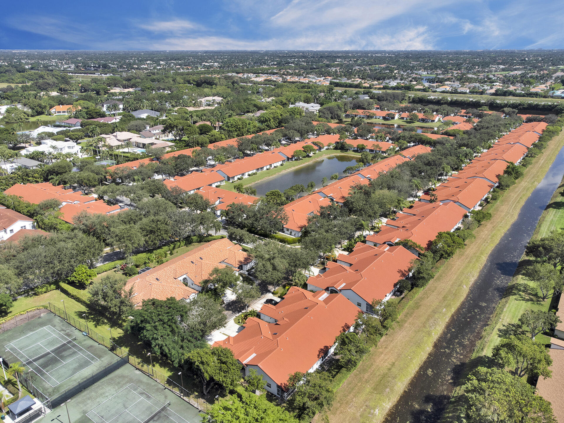 18444 Vía Di Regina Boca Raton, FL 33496 - Photo 54 of 56 41