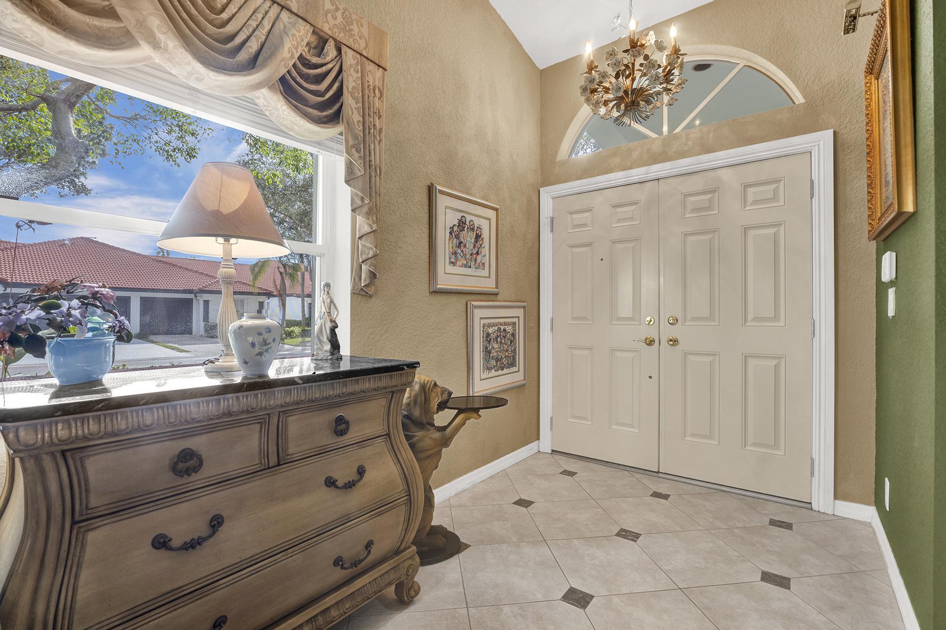 18444 Vía Di Regina Boca Raton, FL 33496 - Photo 10 of 56 25