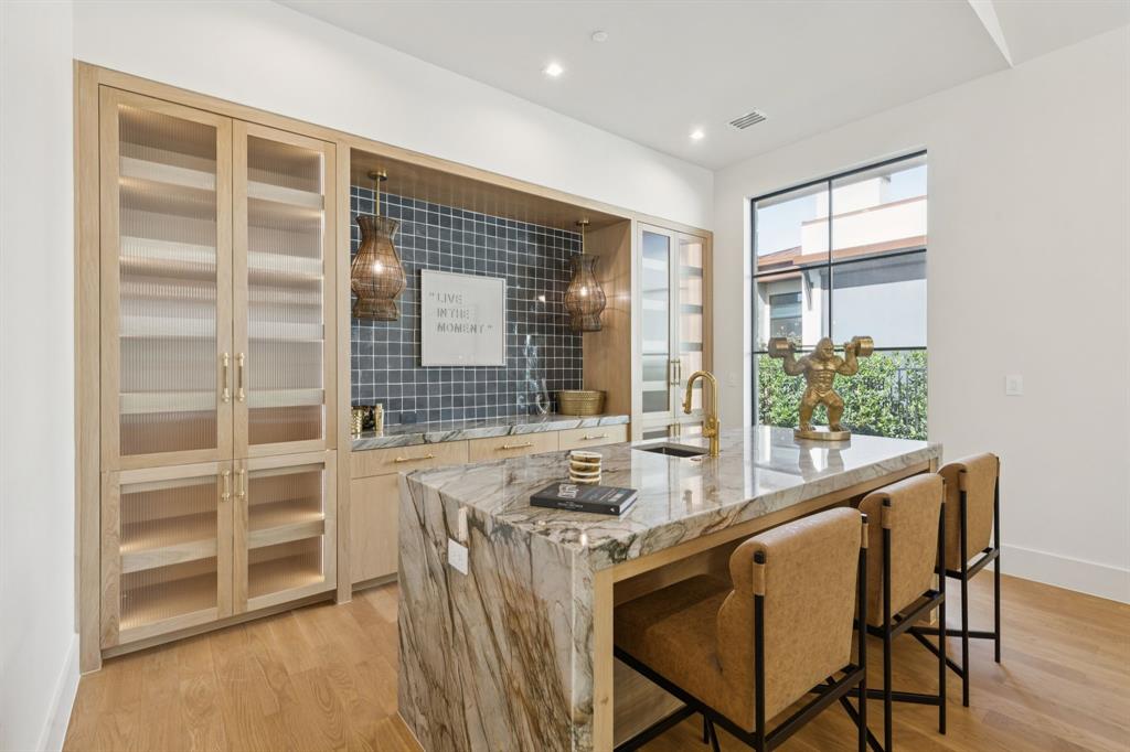 2600 Magnolia Circle Roanoke, TX 76262 - Photo 28 of 39 a dining room with a window