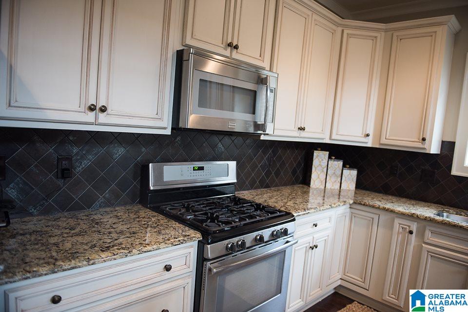 403 Lake Chelsea Way Chelsea, AL 35043 - Photo 10 of 38