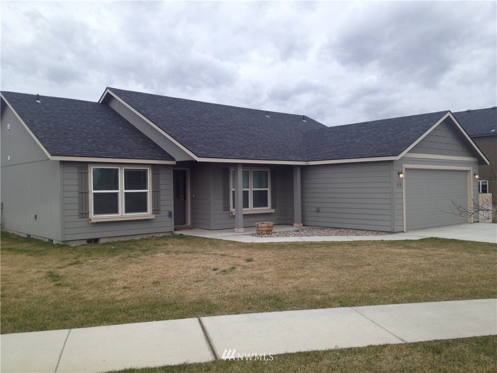 810 South Hamilton Road Moses Lake, WA 98837 - Photo 1 of 14 Gallery Image 1