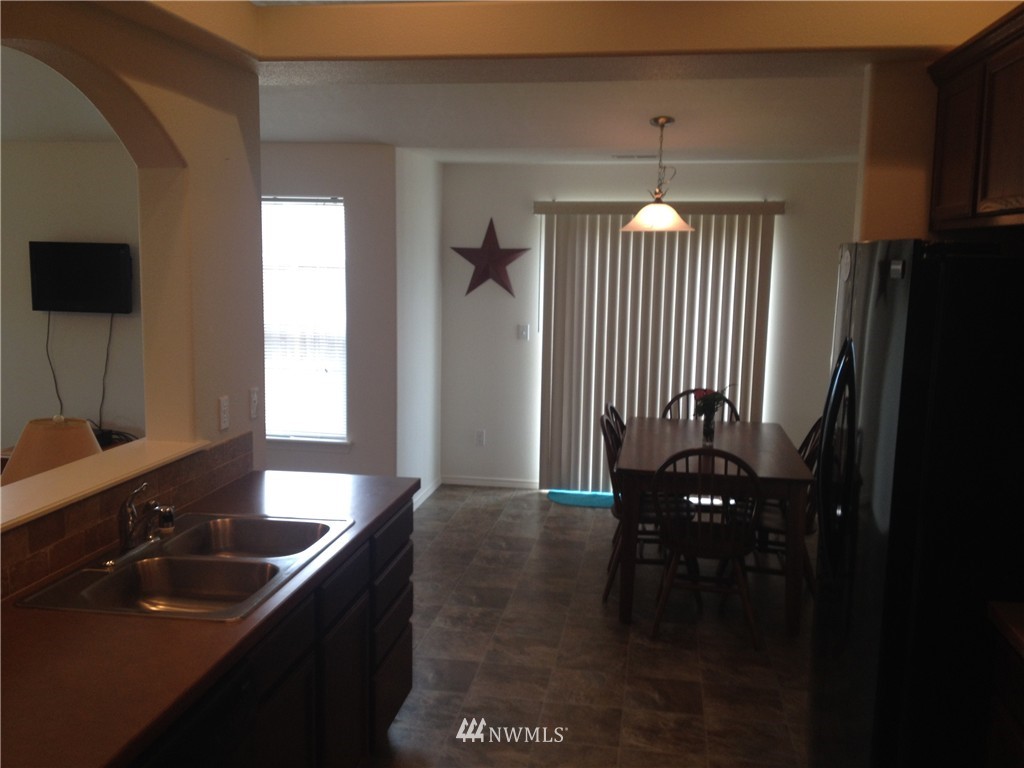 810 South Hamilton Road Moses Lake, WA 98837 - Photo 5 of 14 Gallery Image 5