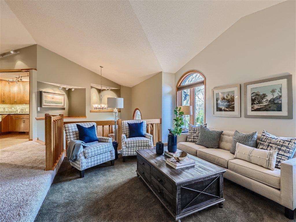 19117 Covington Road Minnetonka, MN 55345 - Photo 4 of 32 Gallery Image 4