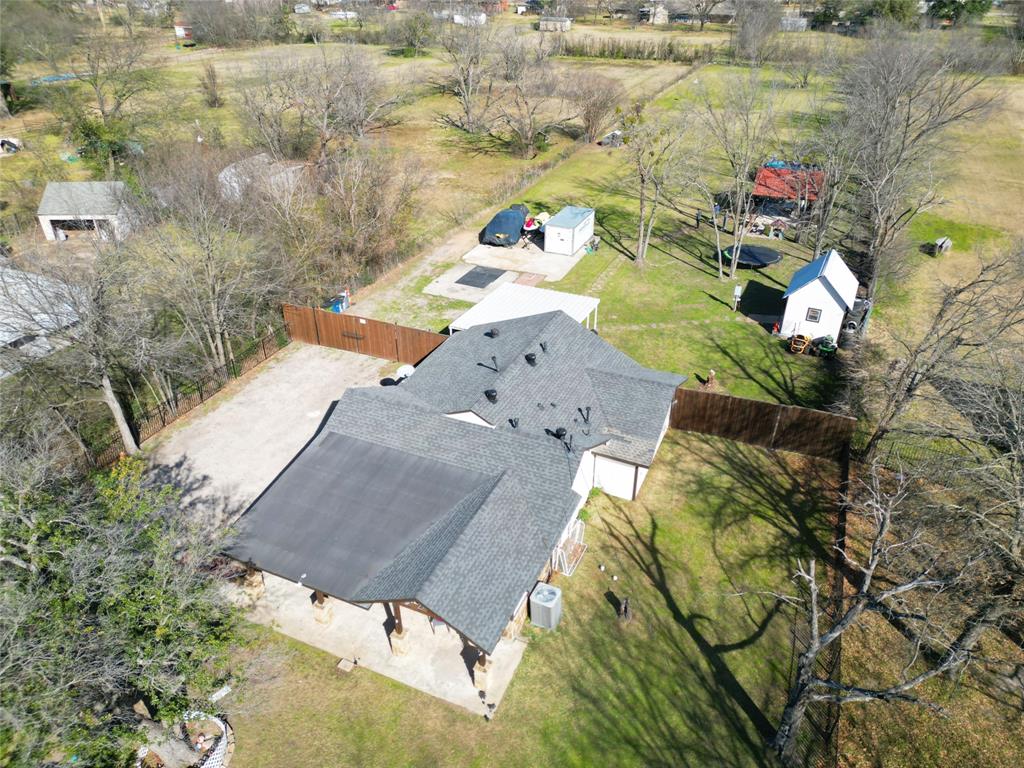 906 Griffith Avenue Terrell, TX 75160 - Photo 5 of 37 an aerial view of residential houses with outdoor space
