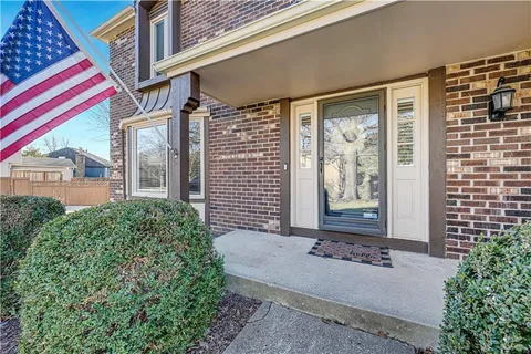 $399,000 | 11396 King Street, Overland Park, KS 66210