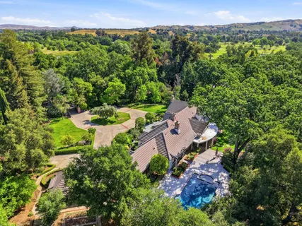 $4,498,888 | 1500 Foothill Road, Pleasanton, CA 94588