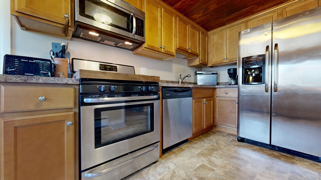 10 Edson Street Taunton, MA 02780 - Photo 10 of 40