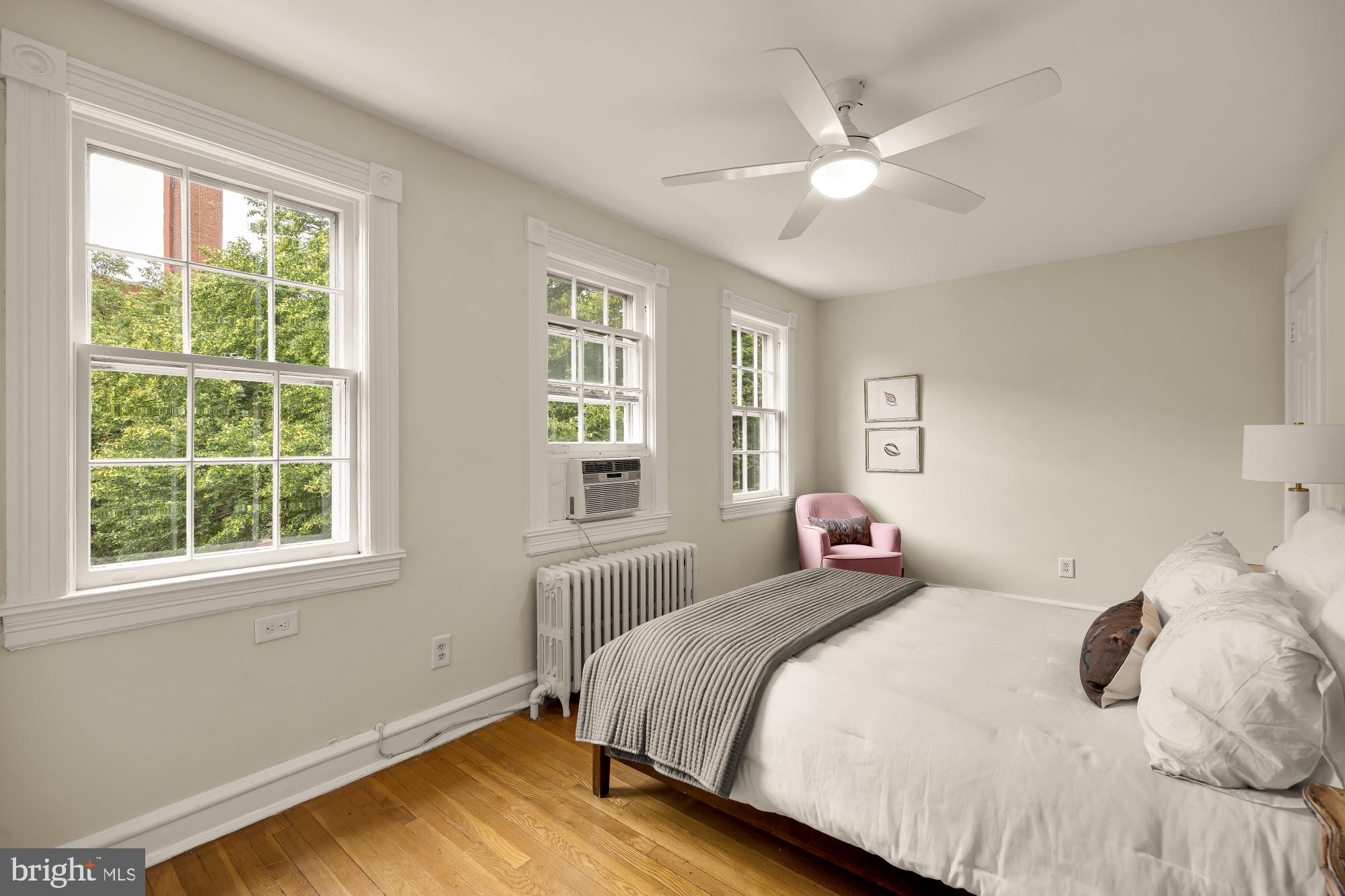 1343 Ives Place Southeast Washington, DC 20003 - Photo 16 of 29