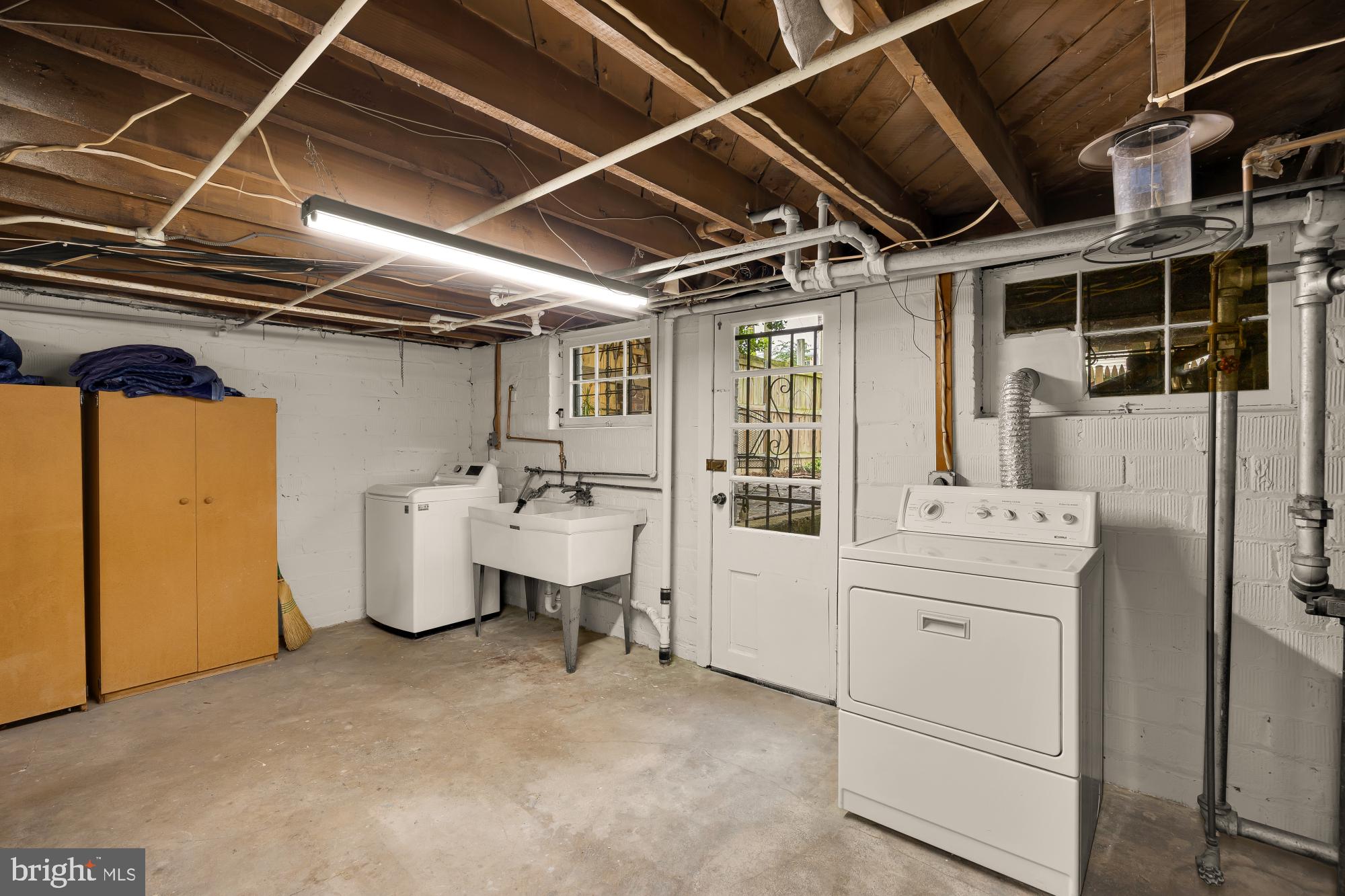 1343 Ives Place Southeast Washington, DC 20003 - Photo 23 of 29