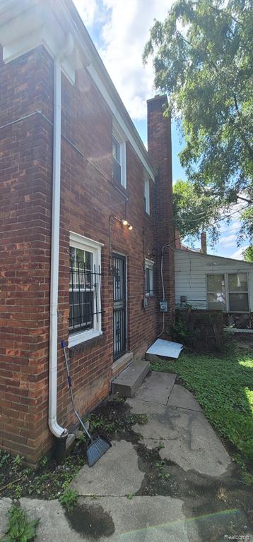 16875 Evergreen Road Detroit, MI 48219 - Photo 2 of 10