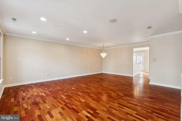 $4,400 | 105 Captains Way, Philadelphia, PA 19146
