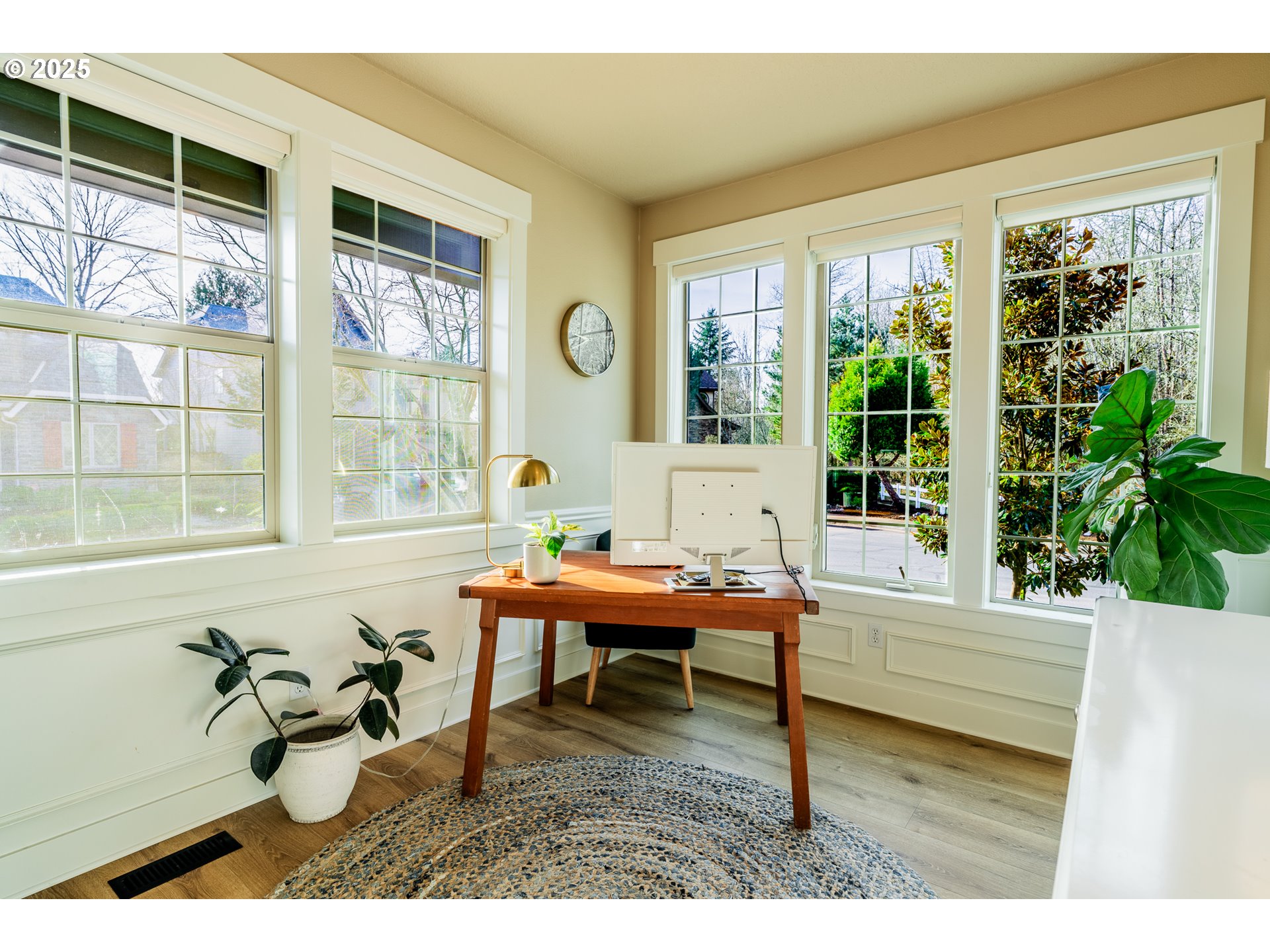 16472 Southwest 133rd Terrace Tigard, OR 97224 - Photo 16 of 48 a living room with furniture and a window