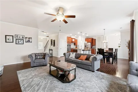 $729,000 | 820 Great Glen Place, Suwanee, GA 30024